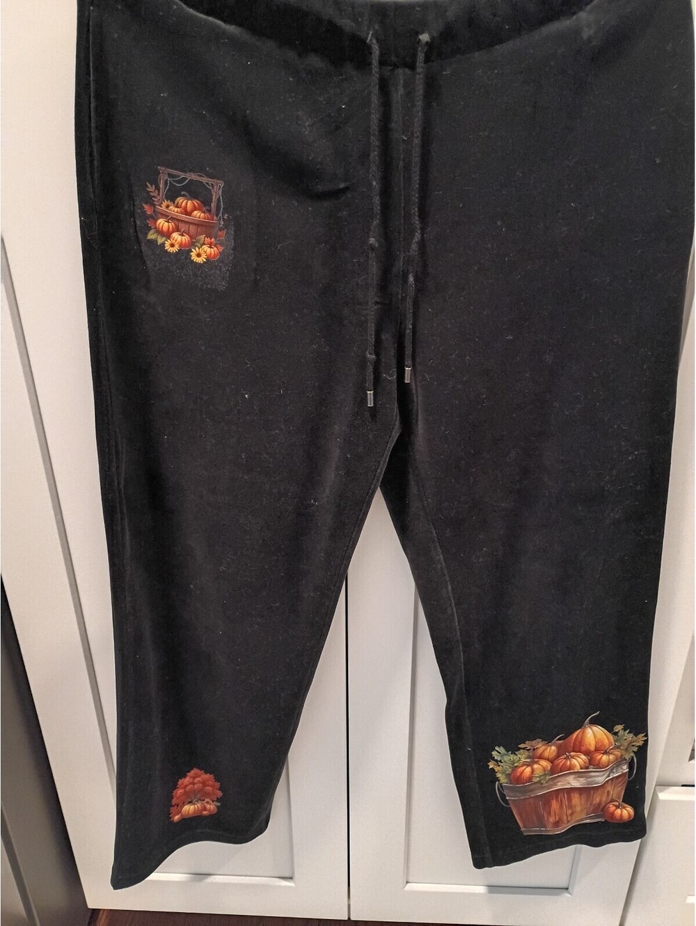 Kirkland Petite Black Sweatpants with Fall Pumpkin Design